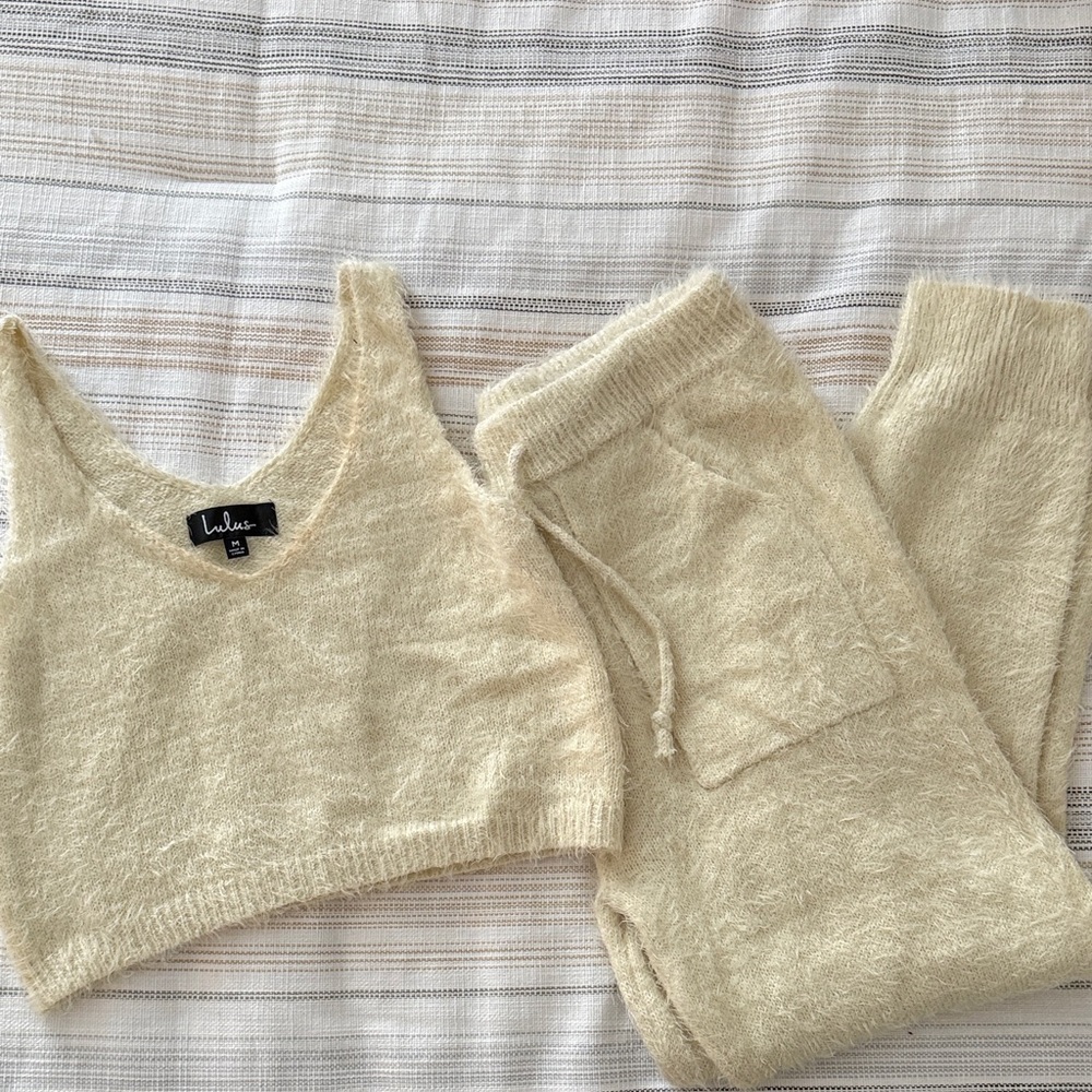Lulu's Soft Cream Knit Ensemble